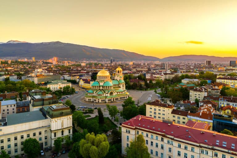 istockphoto-1331071099-612x612 (1)